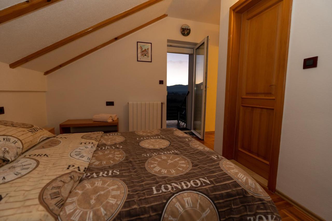 Apartman Miramare Otočac Εξωτερικό φωτογραφία