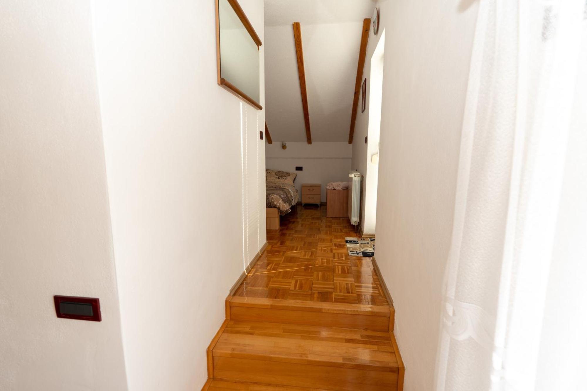 Apartman Miramare Otočac Εξωτερικό φωτογραφία