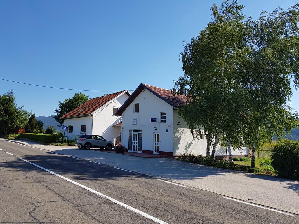 Apartman Miramare Otočac Εξωτερικό φωτογραφία